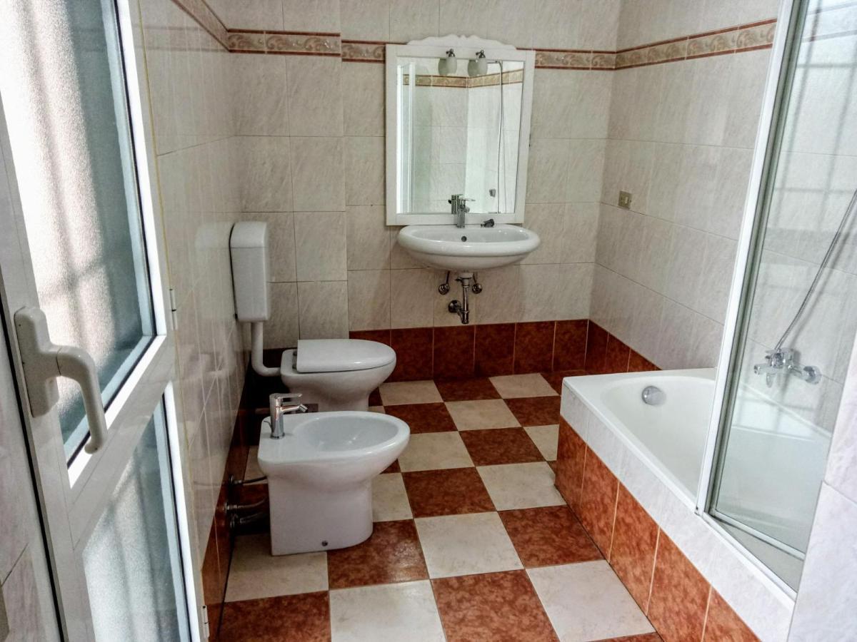 B&B Mike Нови Лигуре Екстериор снимка