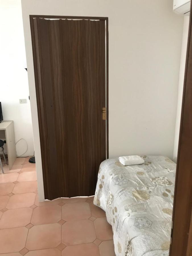 B&B Mike Нови Лигуре Екстериор снимка
